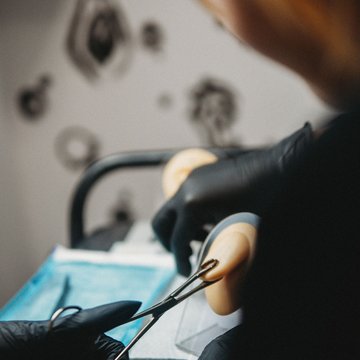 Hands-on piercing course in Tallinn