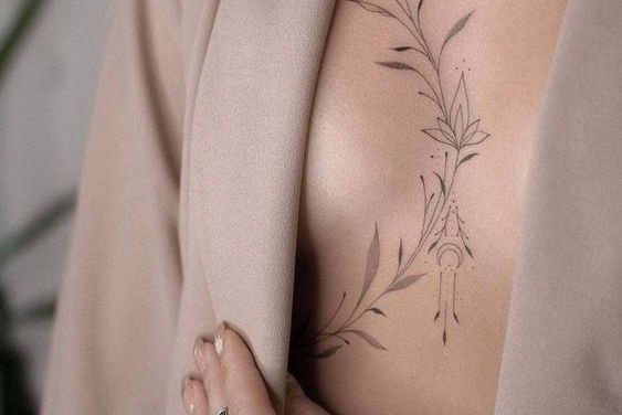 Тату под грудью (12)