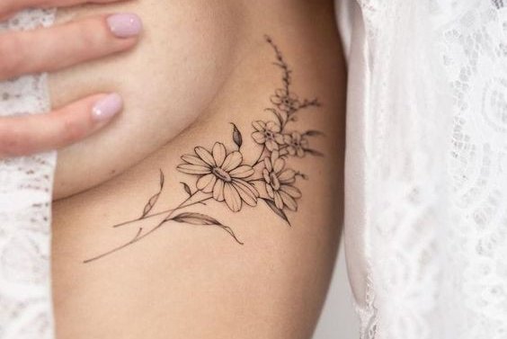 Тату под грудью (15)