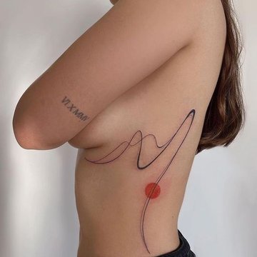 Тату под грудью (7)