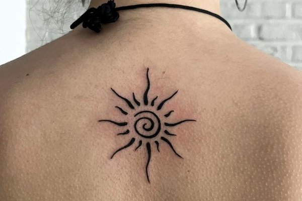 Тату солнце (17)